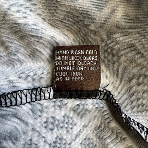 J. McLaughlin Black and White Geometric Print Stretch Knit Dress Size Small - Picture 10 of 10